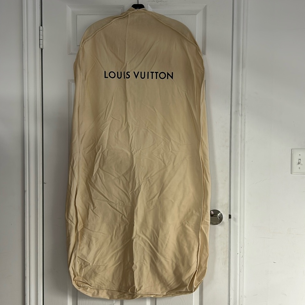 LOUIS VUITTON GARMENT BAG